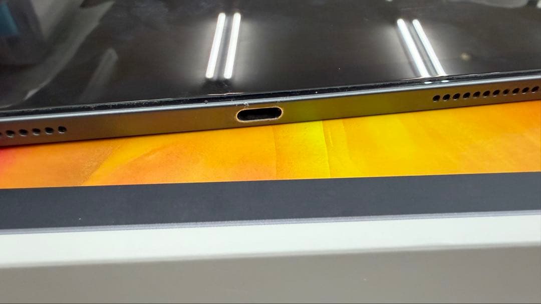 iPad Pro 11インチ (第2世代) 256GB WiFi + キーボード