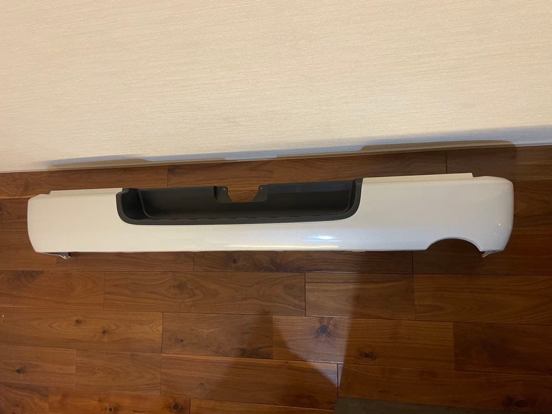 ハイエース バン ナロー 純正バンパー 新車外し 070