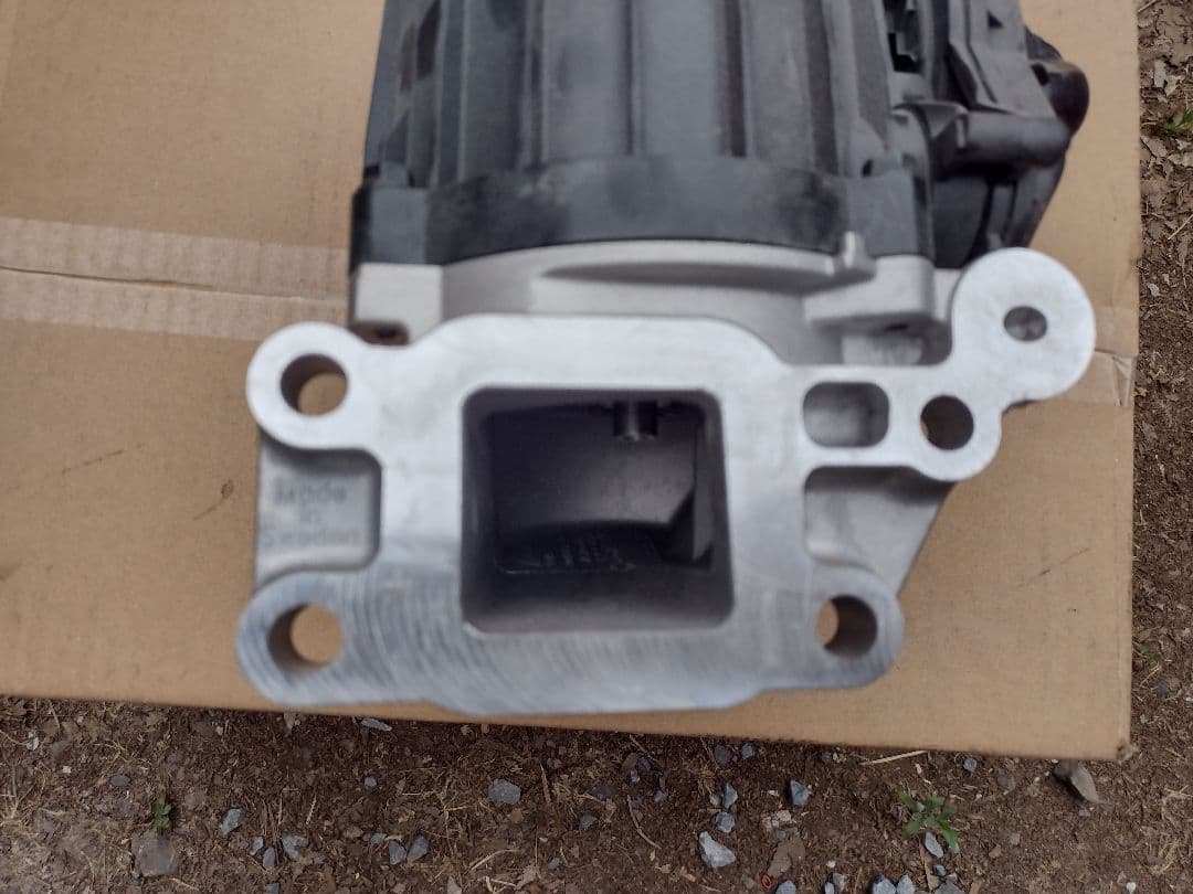 三菱ふそうスーパーグレート6R10用CCV