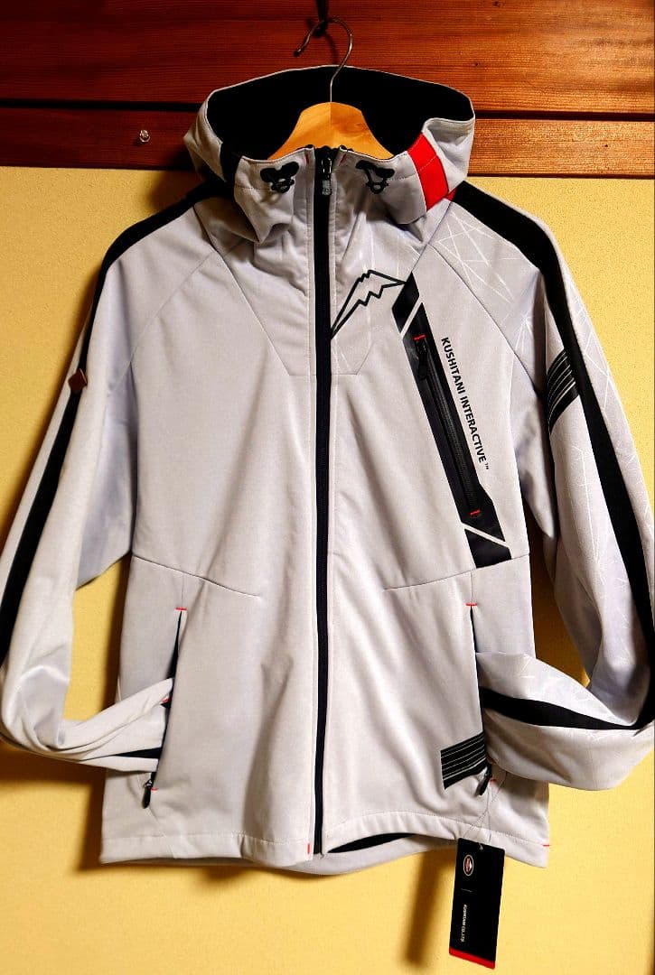 【1/25出品終了】クシタニ　MIDパーカー カフェ　ホワイト　 LL　新品