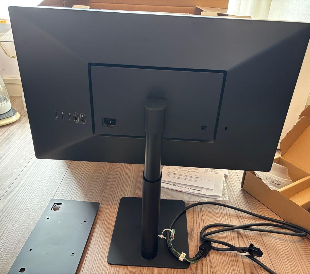 【美品】LG UltraFine 24MD4KL 23.7インチ　4K