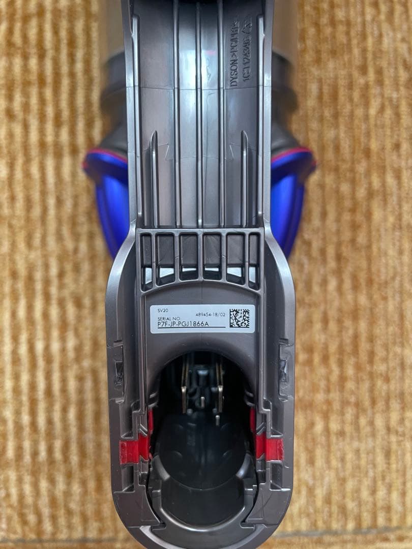 Dyson v12 detect slim fluffy 本体スタンド付き