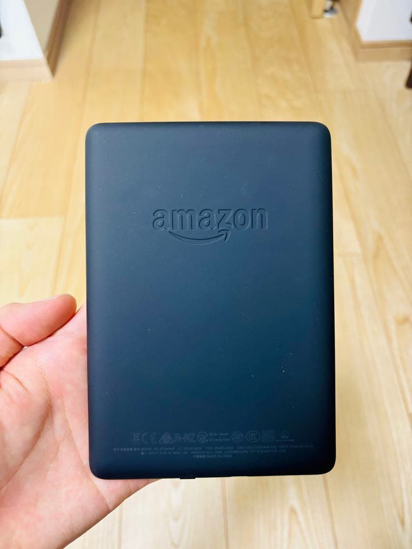 Kindle Paperwhite (第10世代) 32GB カバー付き