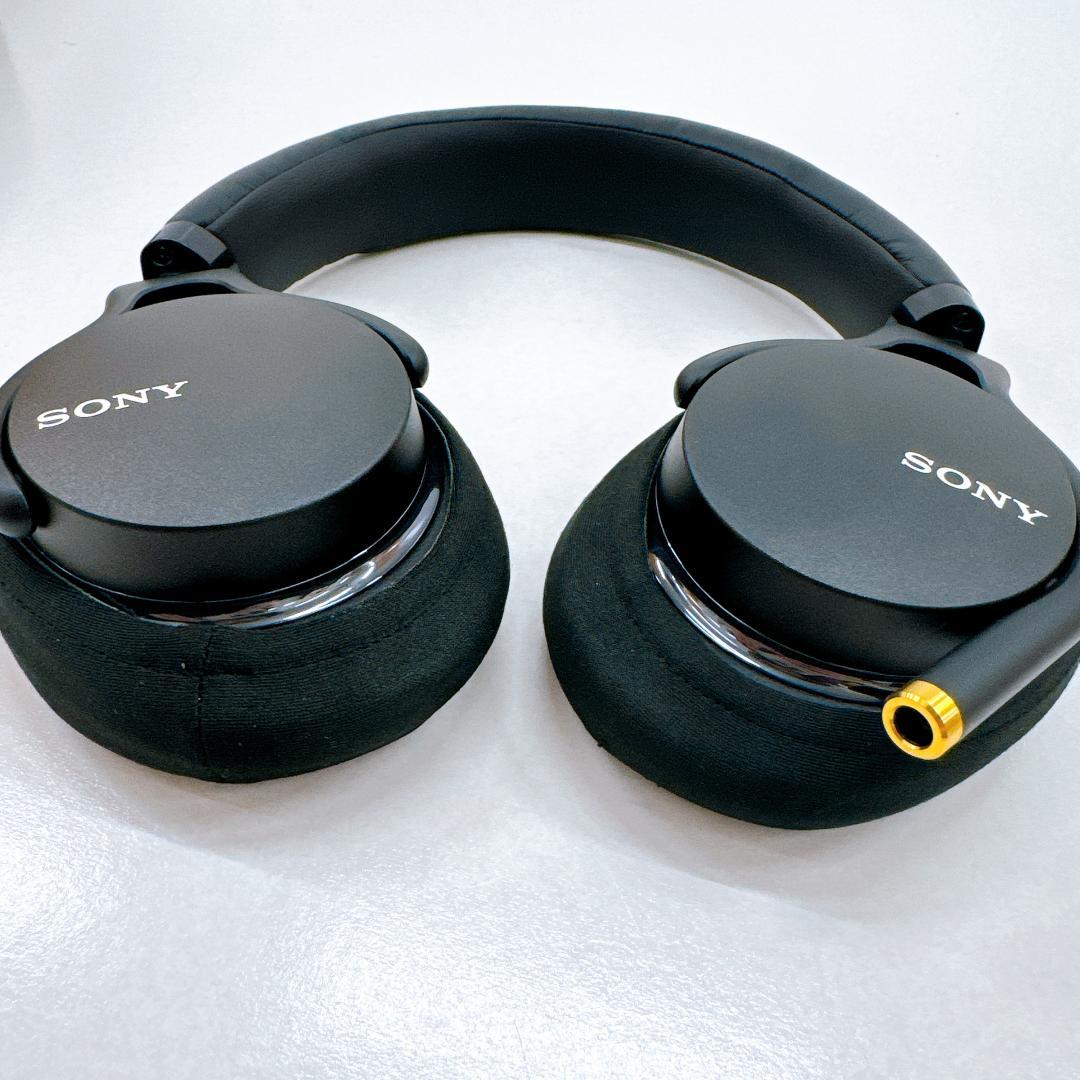 【未使用に近い】SONY　ソニー 有線ヘッドホン MDR-1AM2