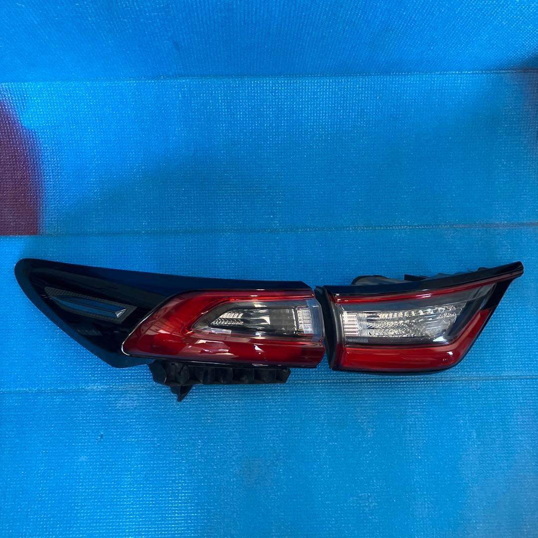 トヨタ60ハリアー左　純正　テールランプ　セット