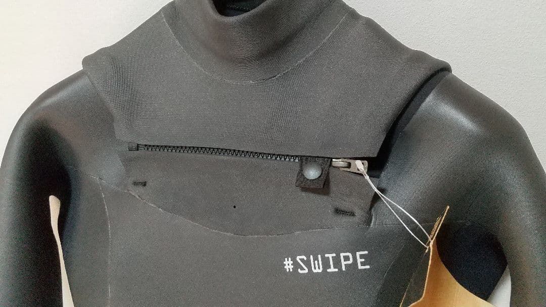 新品未使用レディースセミドライウエットスーツMELLOWswipeサイズSB