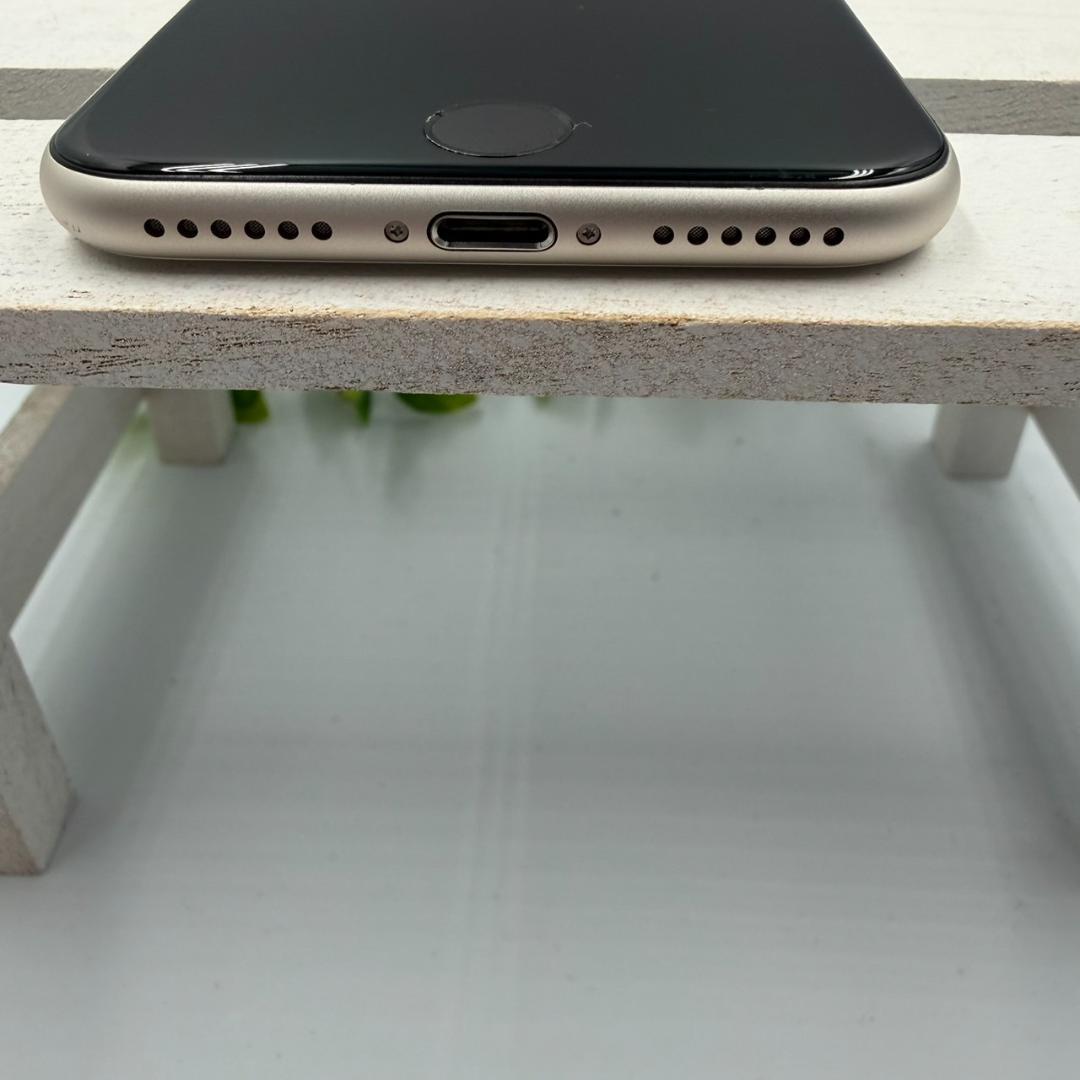 iPhone SE第3世代 64GB スターライト 392