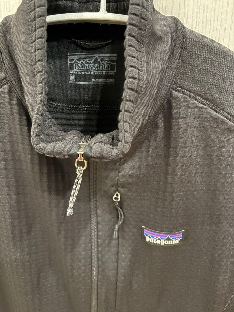 Patagonia R1ベスト 黒 M