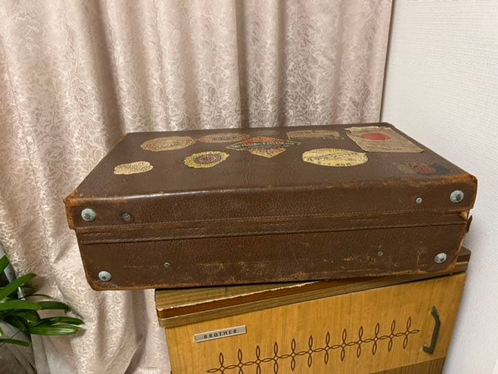 あすてるるる13　お値下げ✴︎レトロトランク　お洒落