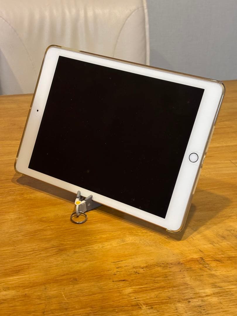 iPad 2018 ローズゴールド　WiFiモデル