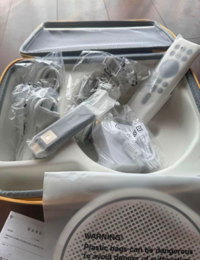 BenQ GV30 720p ポータブルプロジェクター未使用級付属完備外箱あり