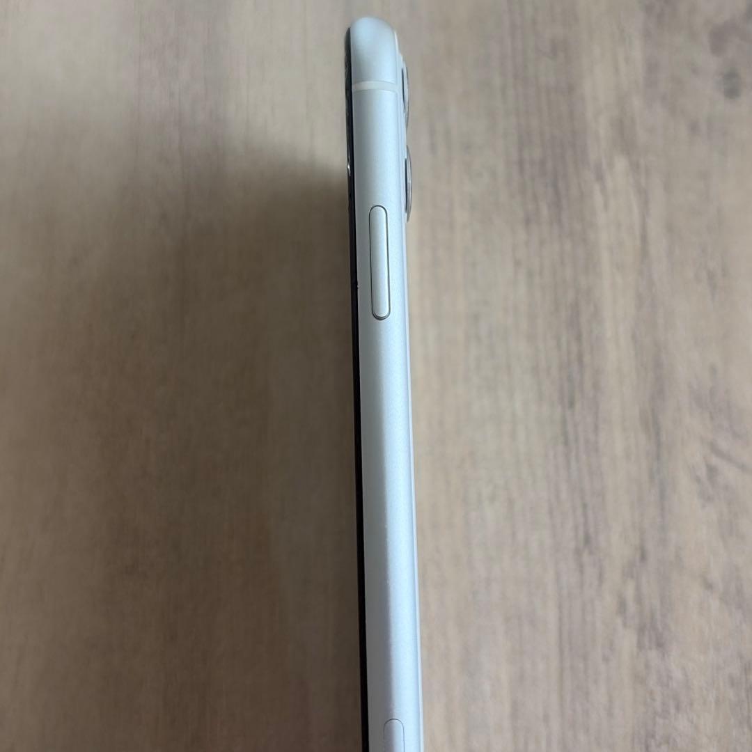 iPhone11 256GB 本体