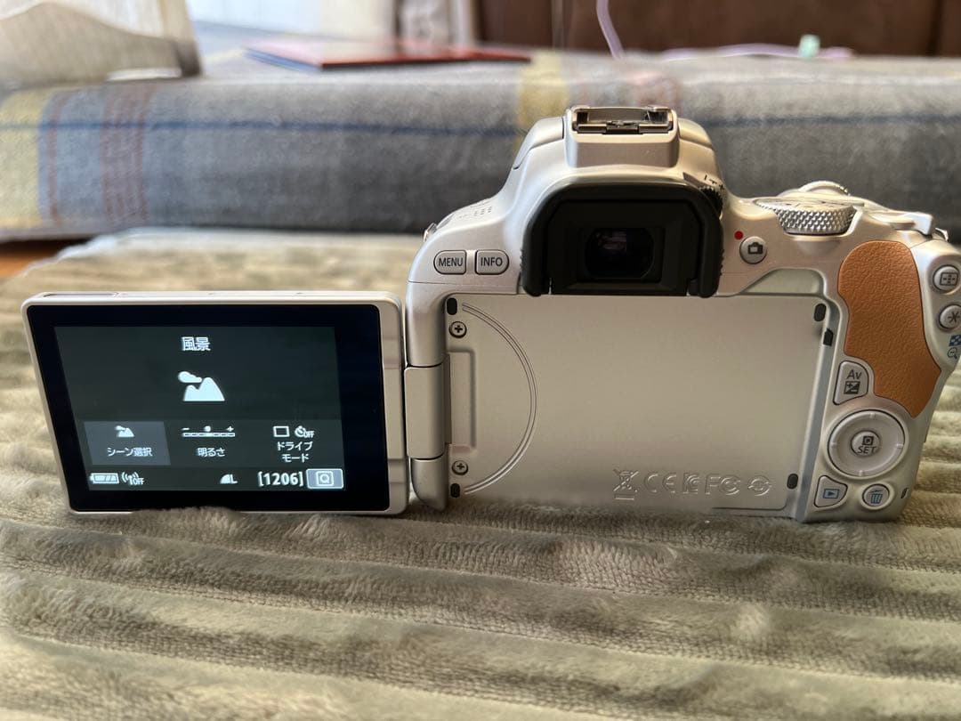 デジタルカメラ Canon EOS Kiss X9