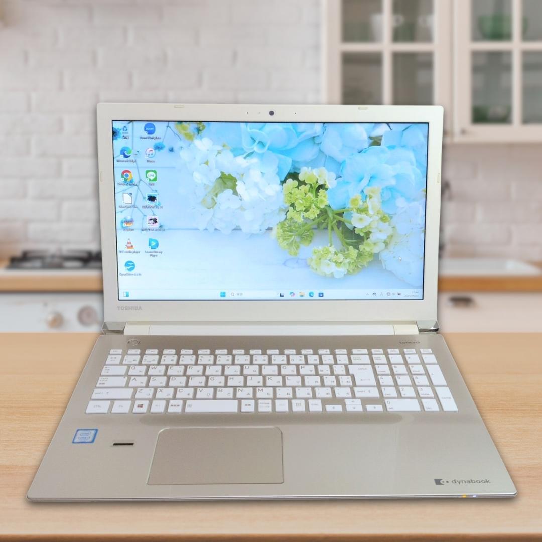 美品❤️初期設定済ノートパソコン薄型✨大容量✨カメラ付き✨i3✨すぐ使える