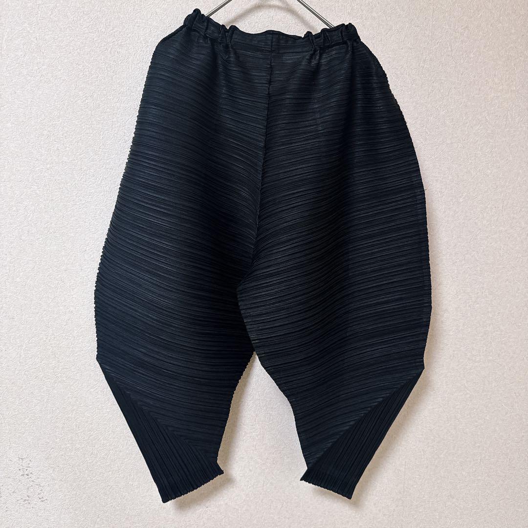プリーツ プリーズ　変形　切り替え サルエルパンツ　ブラック　サイズ1