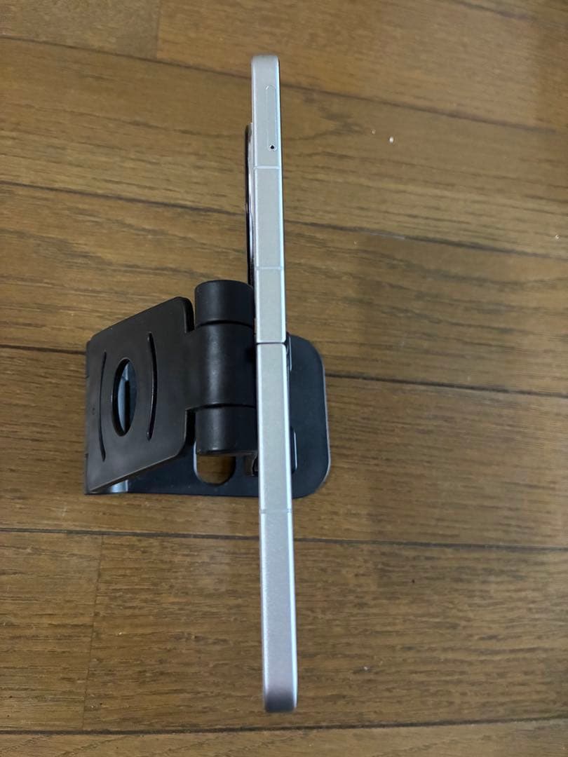 libero flipホワイト A304ZT 画面傷有り