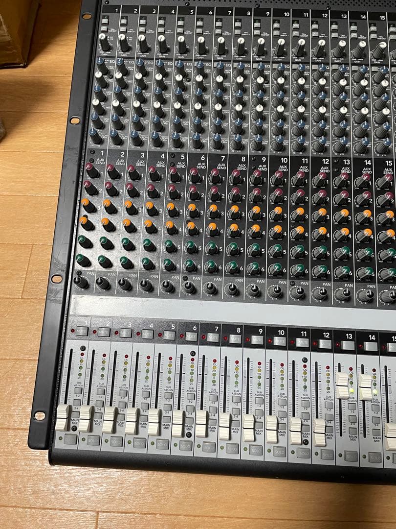 MACKIE ミキサー