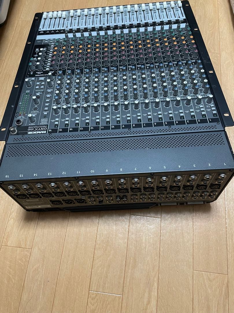 MACKIE ミキサー