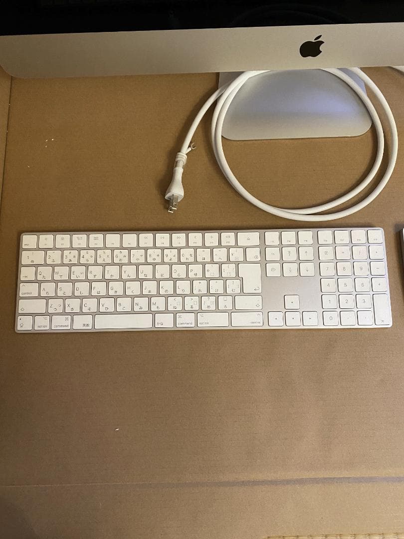 iMac Retina5K,27-inch,4.2GHzクアッドi7,40GB