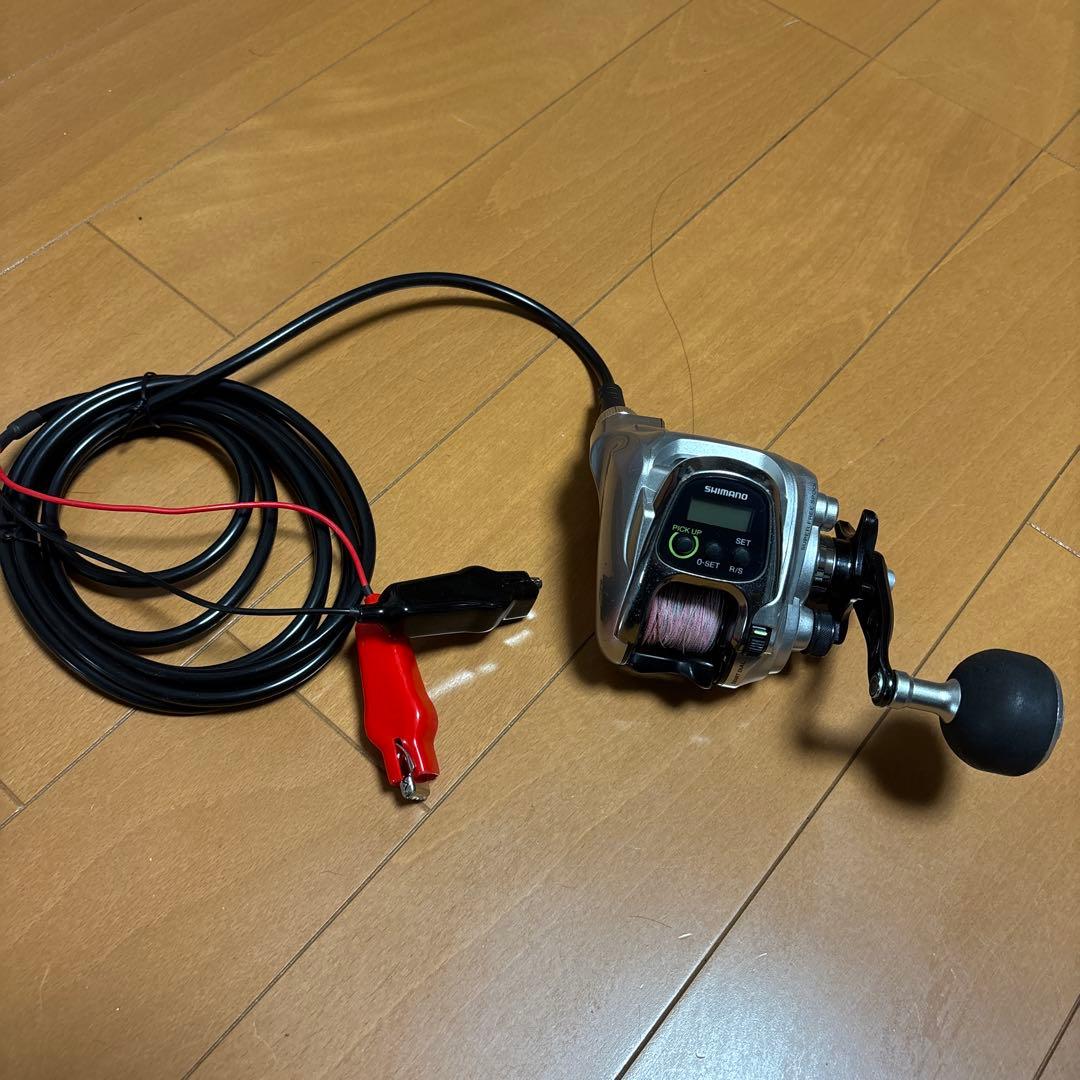 SHIMANO 電動リール シルバー