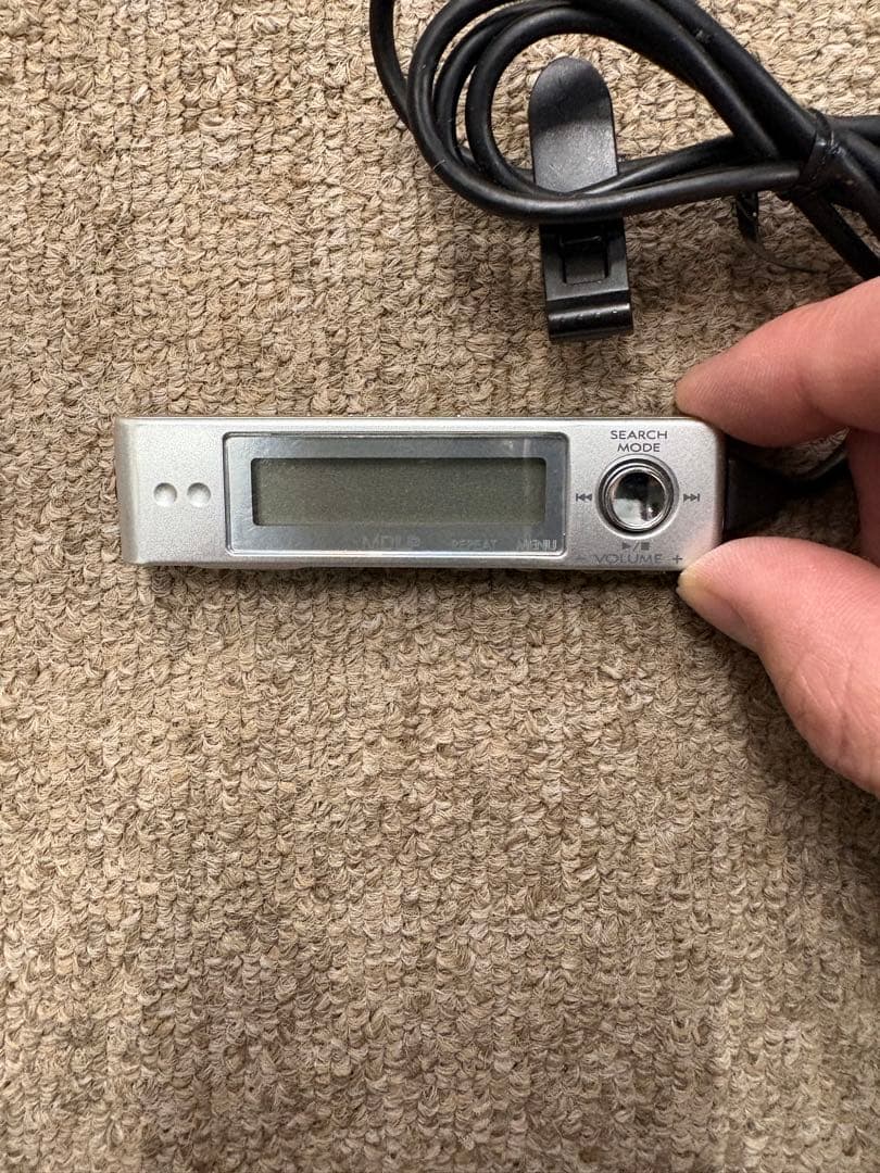 動作品 KENWOOD DMC-T33 ポータブルMDプレーヤー 水色 純正品