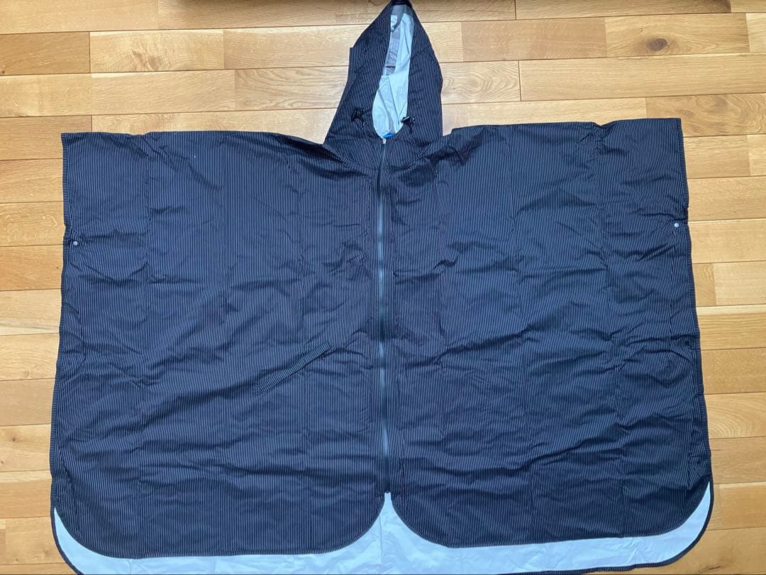【美品】 ＜TO&FRO＞RAIN PONCHO（おまけ付き）