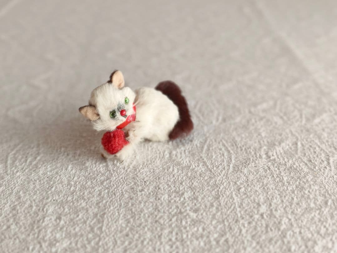【suumaさま】vintage figure ୨୧ * 白茶 ふわふわ猫ちゃん