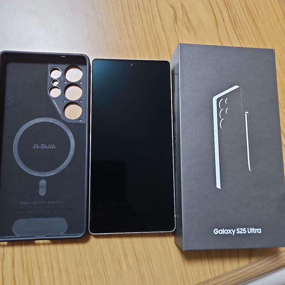 Galaxy S25 Ultra 256GB ケース付き