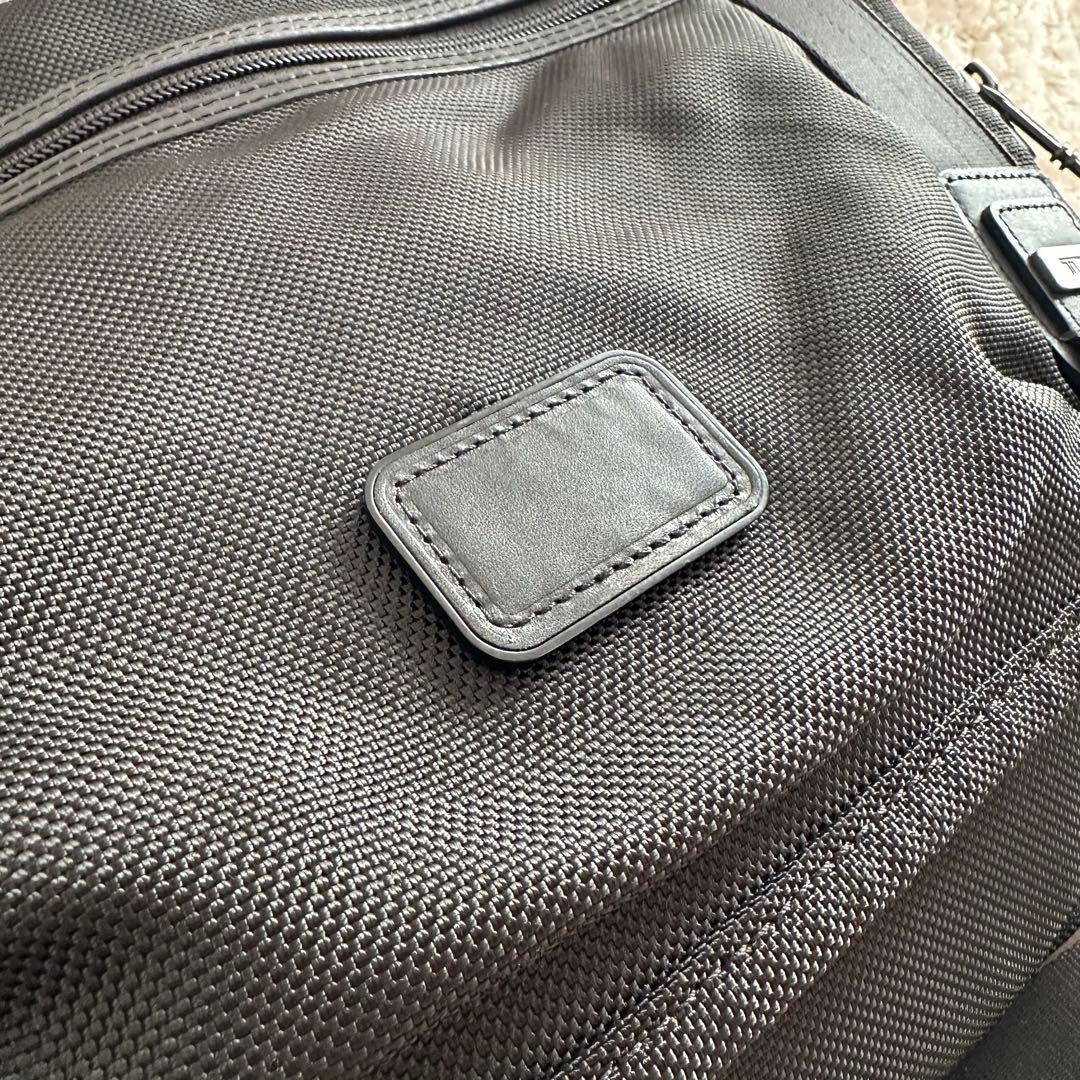 TUMI 22370DH ALPHA BRAVOアルファブラボーメッセンジャー