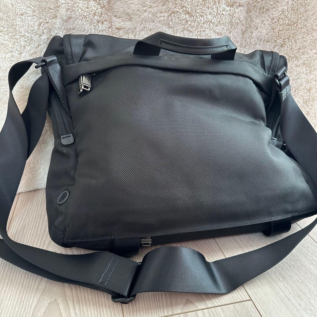 TUMI 22370DH ALPHA BRAVOアルファブラボーメッセンジャー