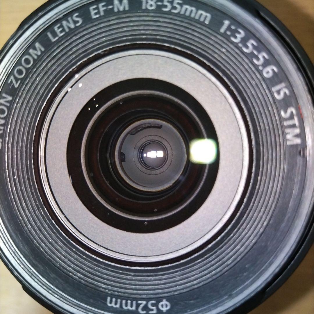 Canon EOS M レンズキット　外付けストロボ　純正バッテリー充電器つき