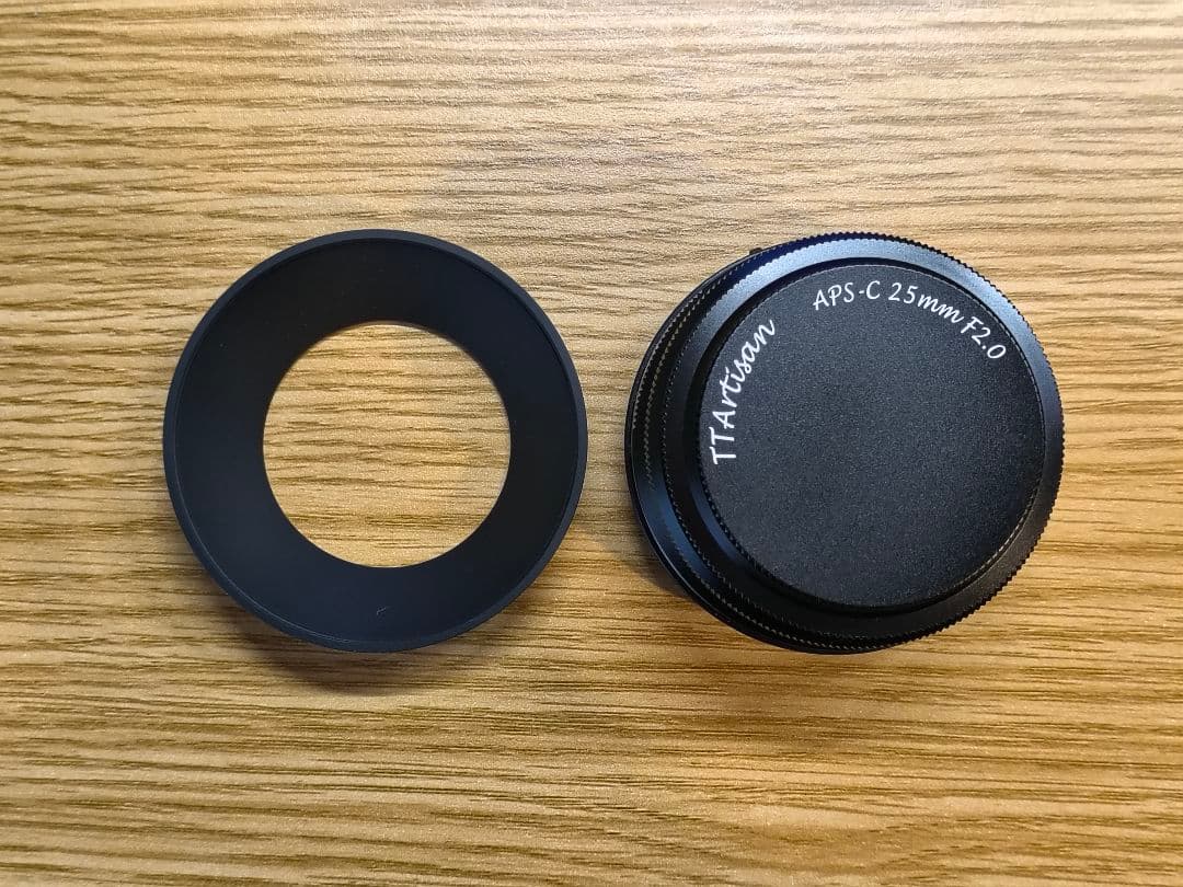 TTArtisan 25mm f/2.0 Zマウント レンズ フード付き