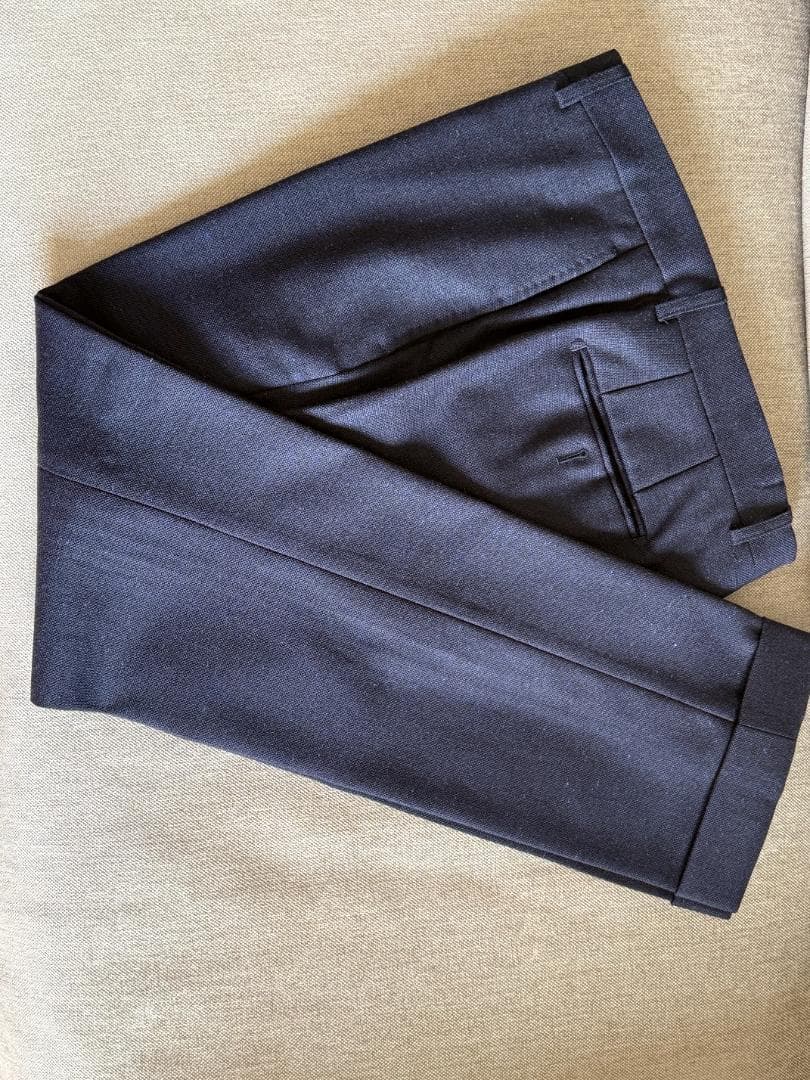 ユニバーサルランゲージ DORMEUIL ネイビー　３つボタンスーツ　M