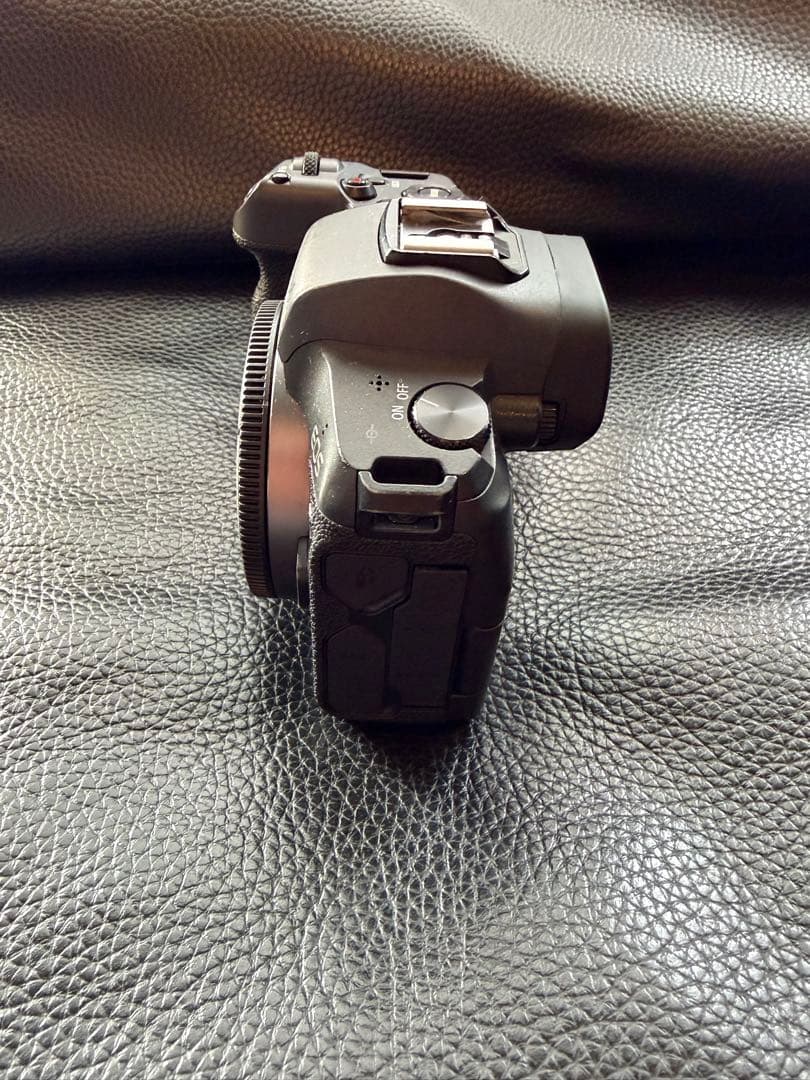 Canon EOS R ミラーレス一眼 本体