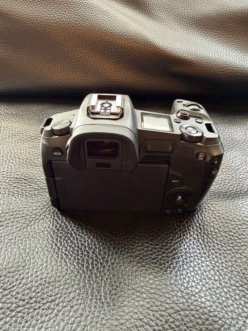Canon EOS R ミラーレス一眼 本体