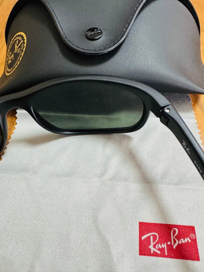 Ray-Ban RB 2037 サングラス