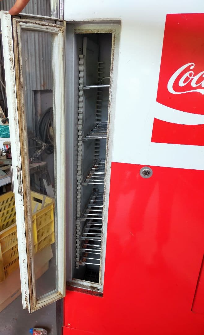 コカ・コーラ　レトロ　冷蔵庫