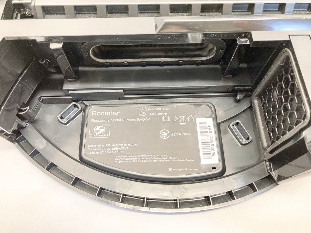 iRobot Roomba i3 ロボット掃除機　クリーンベース　ルンバ