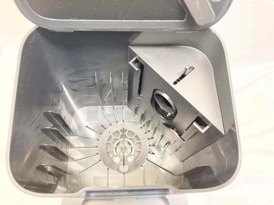 iRobot Roomba i3 ロボット掃除機　クリーンベース　ルンバ