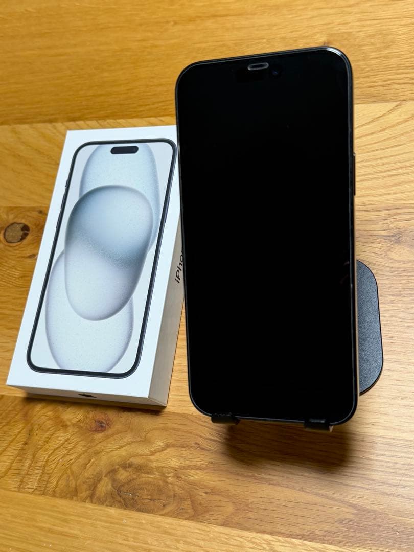 【美品】iPhone 15 Plus 128GB ブラック