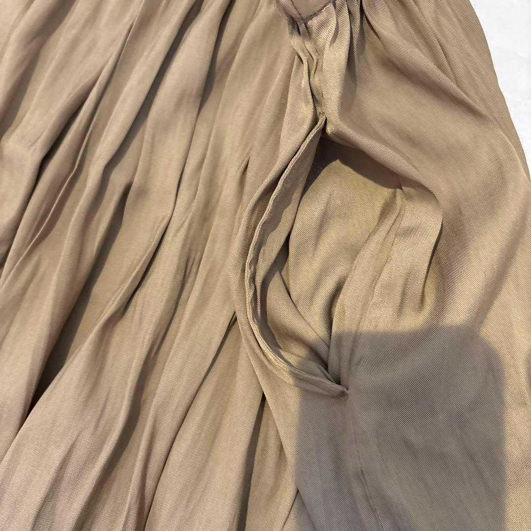 値下げ新品アーバンリサーチ割繊ラップギャザースカーチョ ベージュ