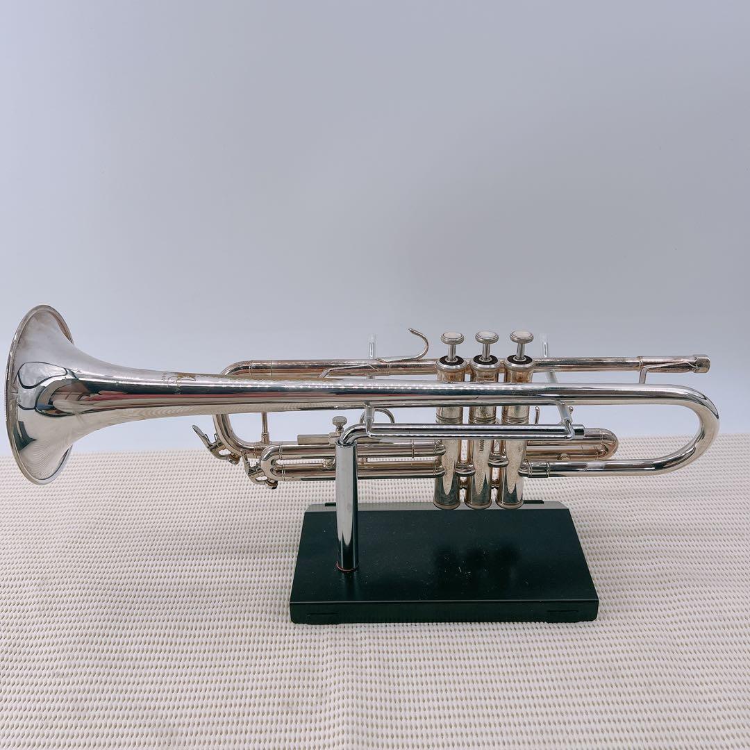 【凹み無しお買い得】BACH TR-600 B♭トランペット　銀メッキ