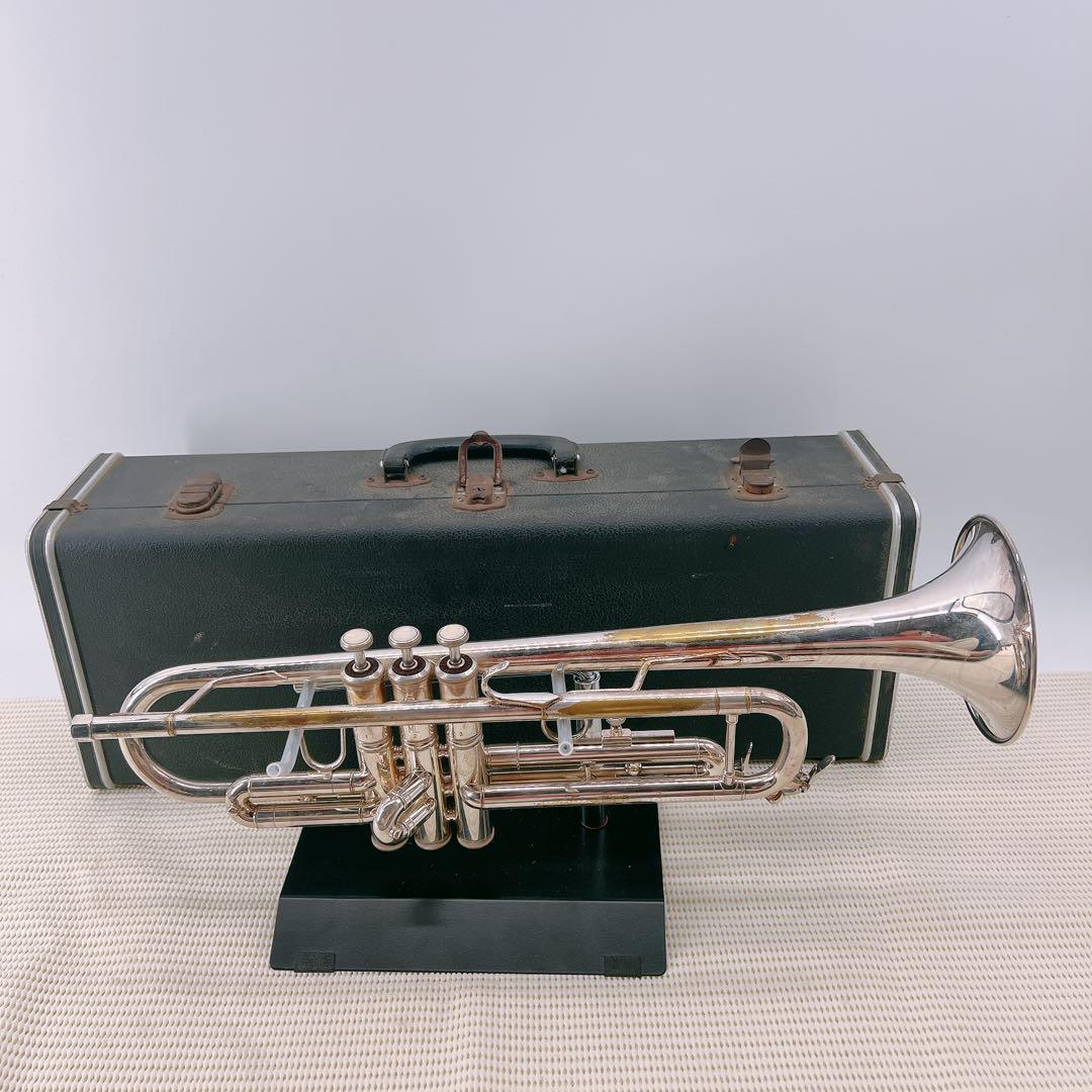 【凹み無しお買い得】BACH TR-600 B♭トランペット　銀メッキ