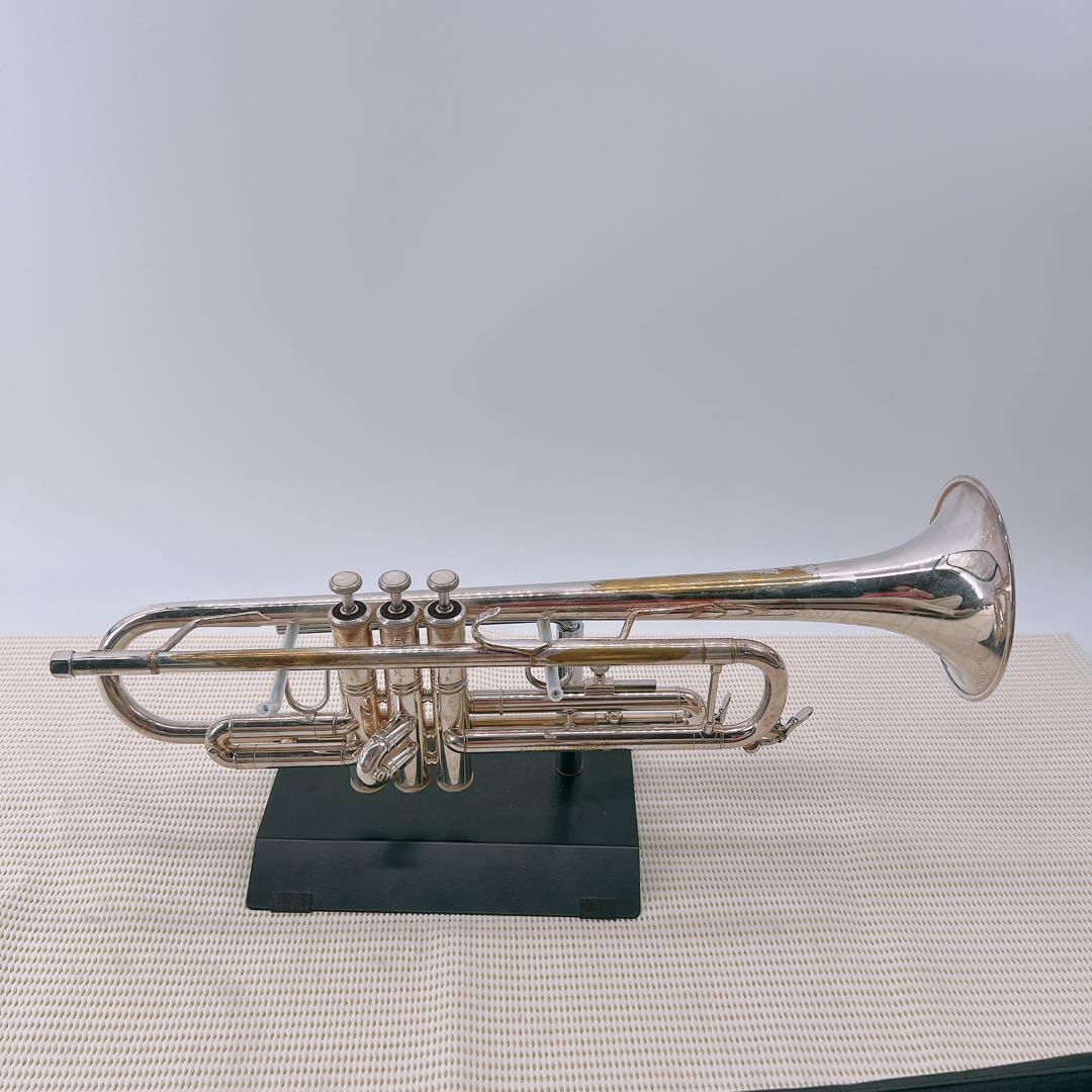 【凹み無しお買い得】BACH TR-600 B♭トランペット　銀メッキ