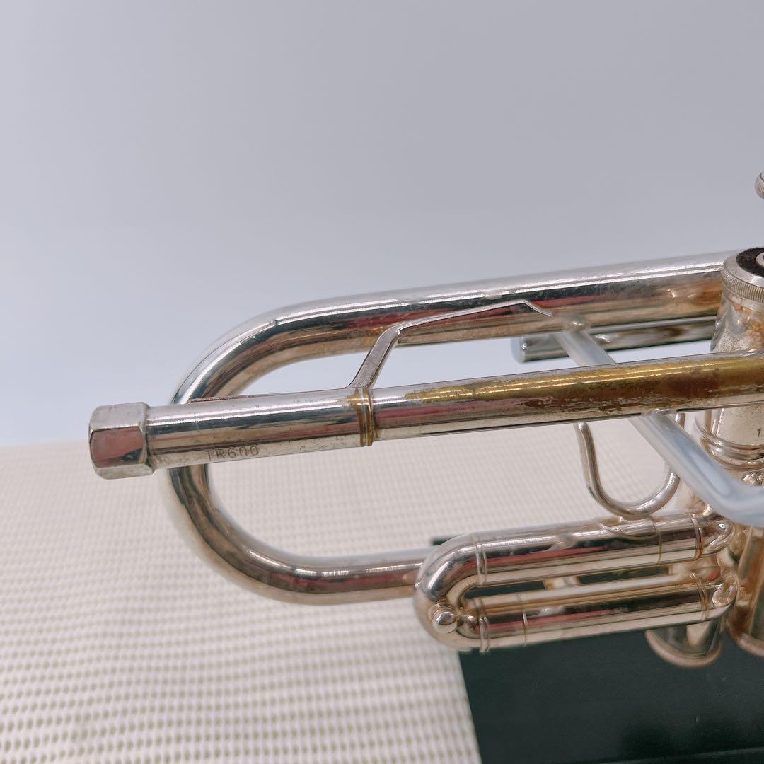 【凹み無しお買い得】BACH TR-600 B♭トランペット　銀メッキ