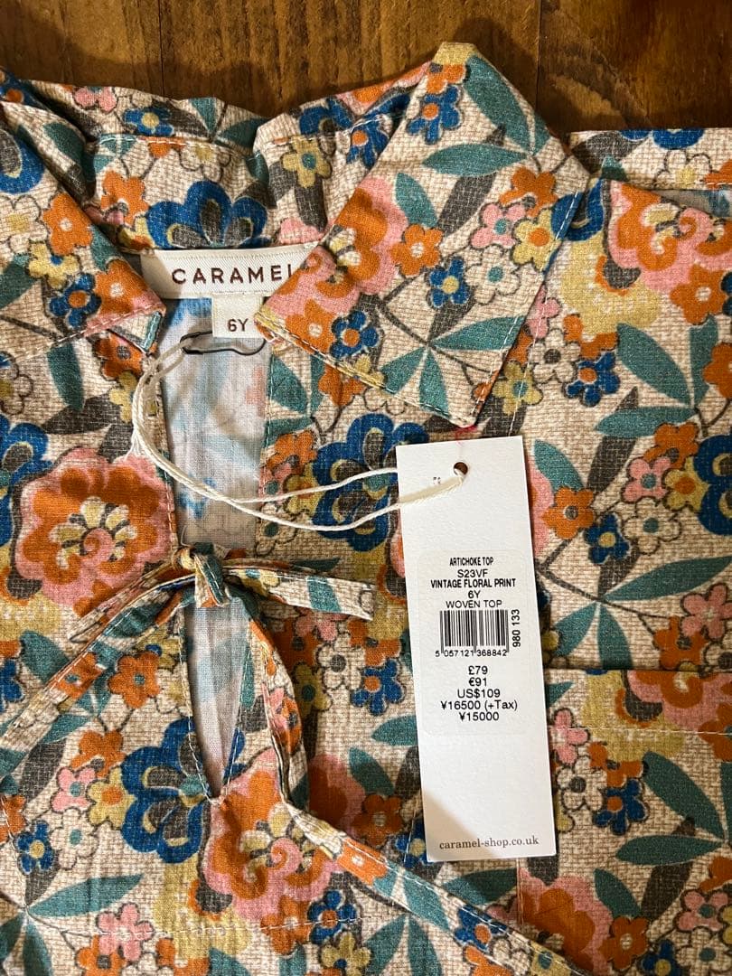 人気商品‼︎《新品・タグ付》CARAMEL 花柄 トップス
