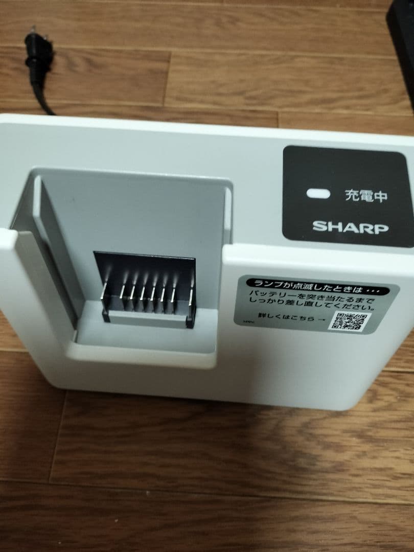 本日限定！SHARP　ラクティブエア EC-KR1-B 掃除機バッテリー２個