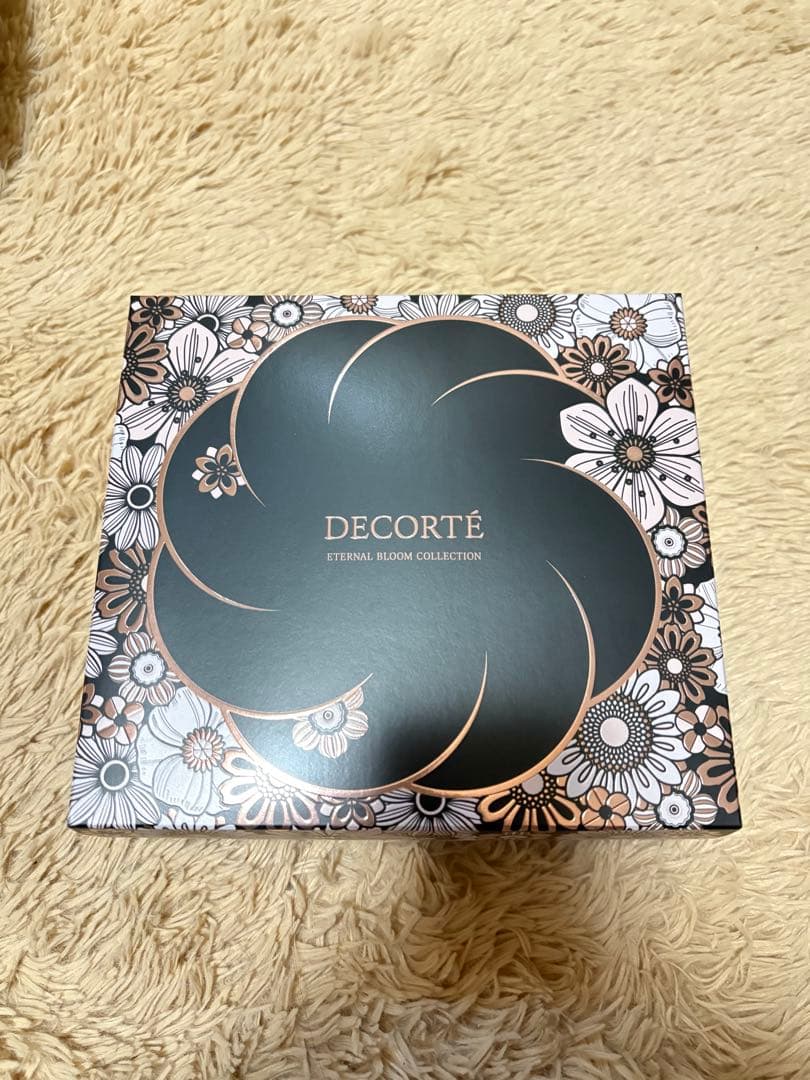 【未開封】コスメデコルテエターナルブルームコレクション2025 クリスマスコフレ