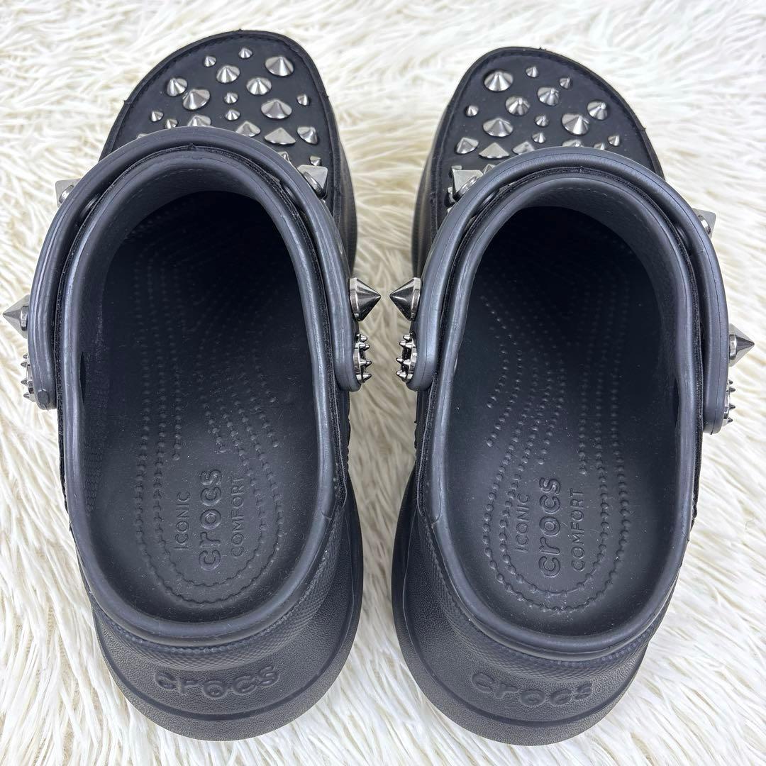 美品、crocs、クロックス、スタッズ、厚底、サンダル、黒