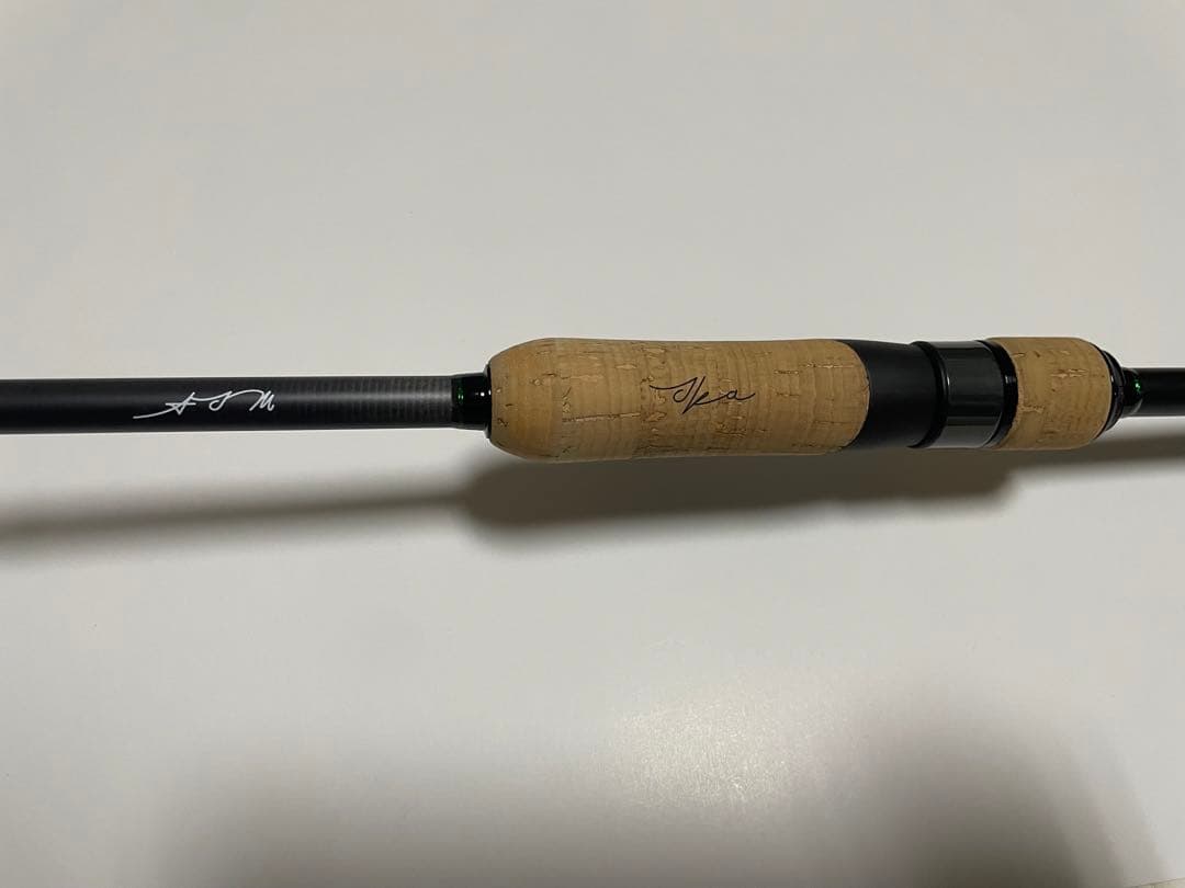 【や丼　】【極美品】AIME-S832ML エギングロッド自重72g